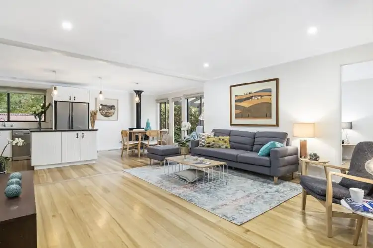 32 Turritable Road, Mount Macedon VIC 3441
