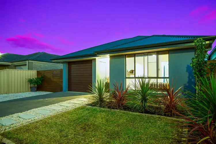 6 Cook Street, Seaford Meadows SA 5169