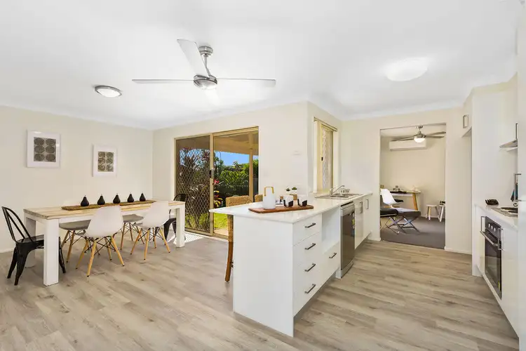 10 Manuka Road, Banora Point NSW 2486