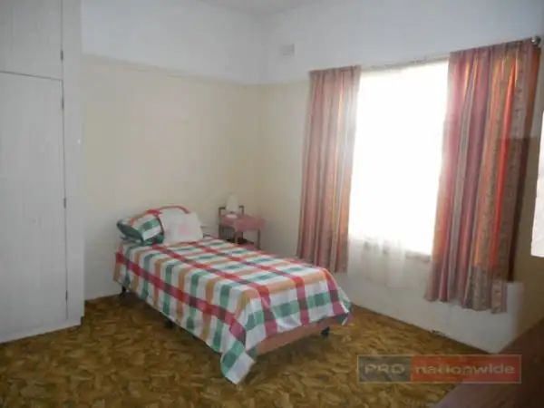 Third view of Homely house listing, 8 Batlow Avenue, Batlow NSW 2730