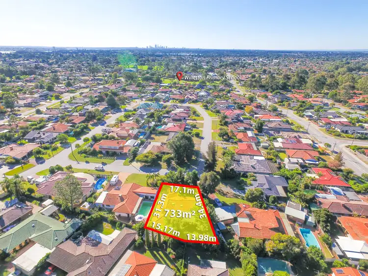Second view of Homely house listing, 7 Scribbly Gum Square, Willetton WA 6155