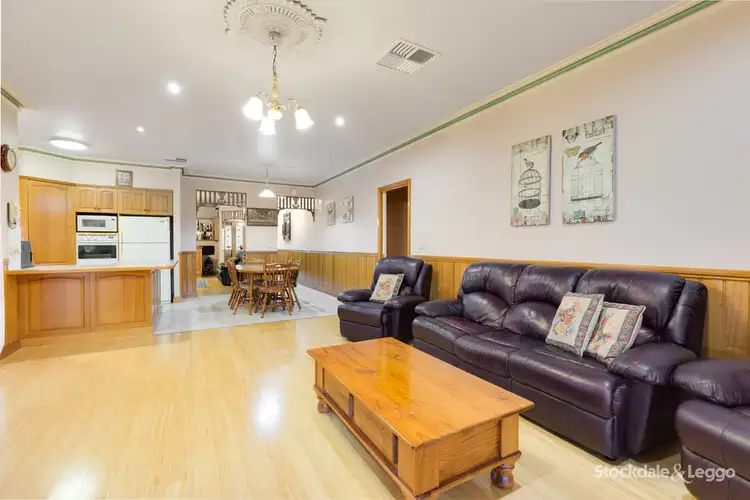 Fifth view of Homely house listing, 42 Saronvale Crescent, Hillside VIC 3037