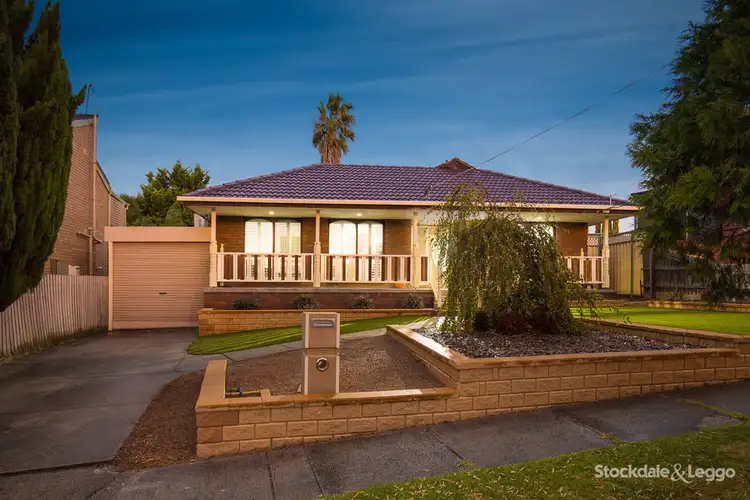 Main view of Homely house listing, 5 Thornleigh Place, Westmeadows VIC 3049