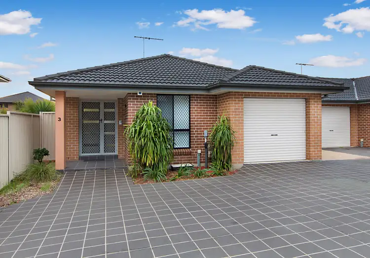 Main view of Homely villa listing, 3/15-17 TUNGARRA ROAD, Girraween NSW 2145