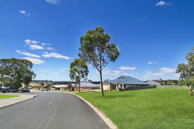 30 Leschenaultia Avenue, Margaret River WA 6285