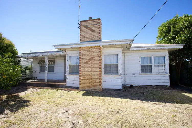 21 Hillary Street, Horsham VIC 3400