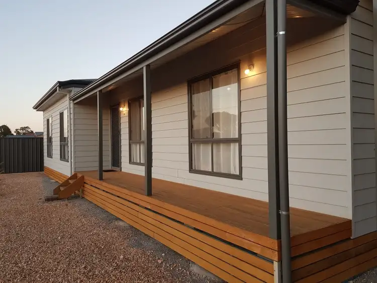29 Wellington Rd, Cowell SA 5602