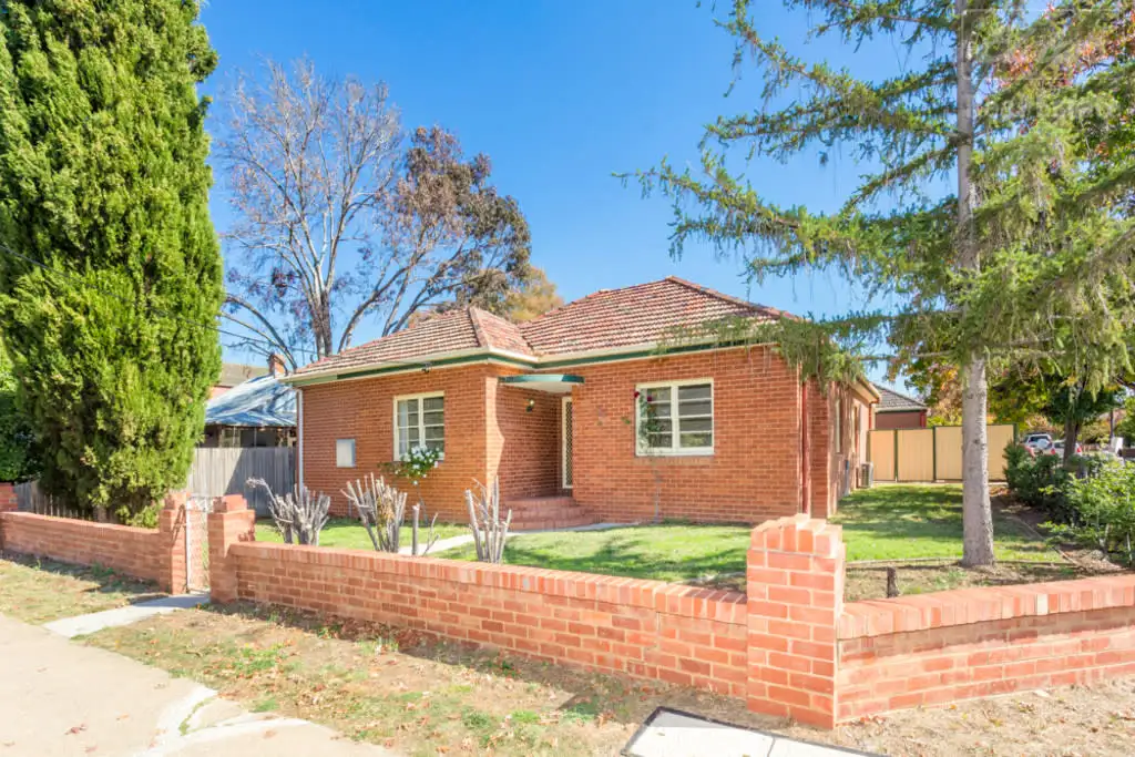 Main view of Homely house listing, 33 Campbell Street, Queanbeyan NSW 2620