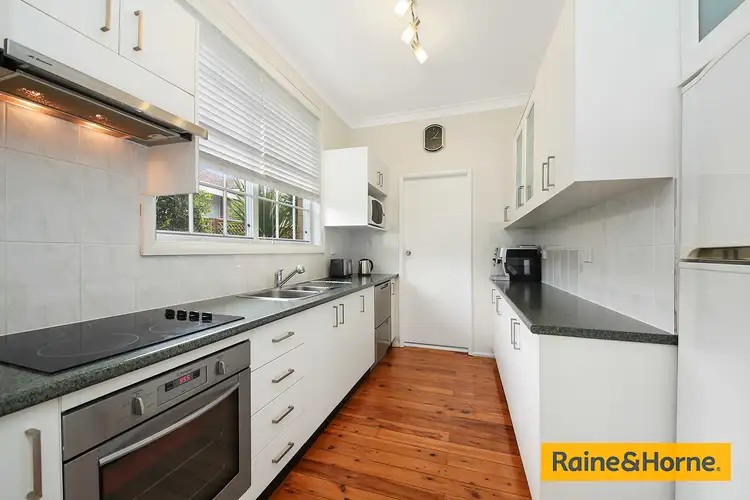 Fifth view of Homely villa listing, 3/14 Gladstone Street, Bexley NSW 2207