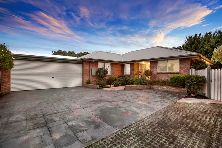 2A Scoble Street, Frankston South VIC 3199