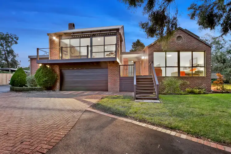 10 Two Bays Road, Mount Eliza VIC 3930
