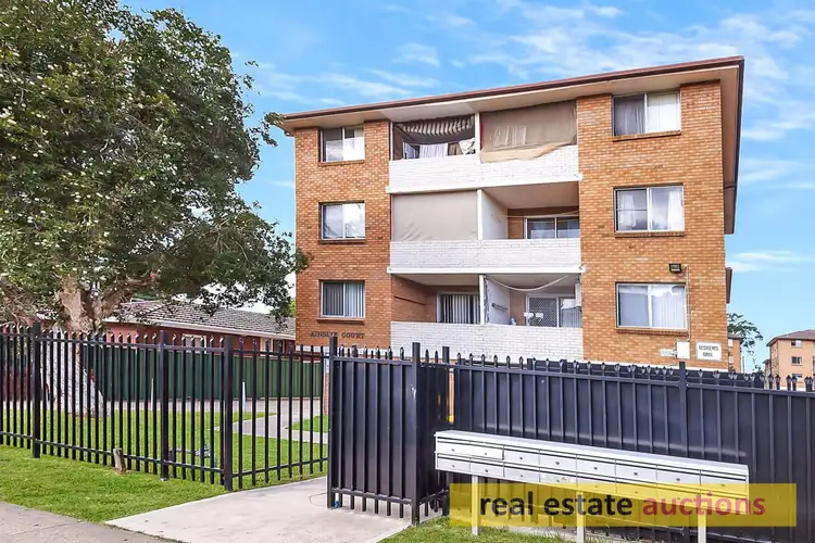 2 / 8 DRUMMOND STREET, Warwick Farm NSW 2170