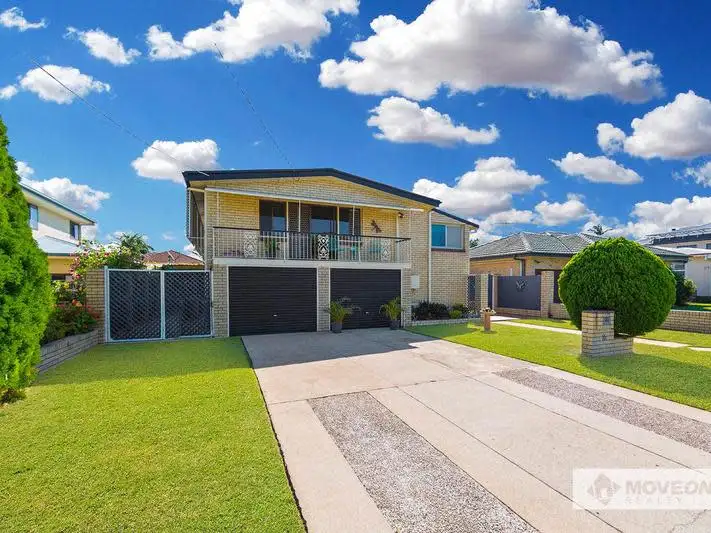 16 PAYNE ST, Clontarf QLD 4019