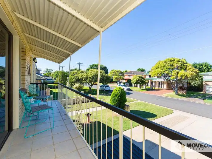 Sixth view of Homely house listing, 16 PAYNE ST, Clontarf QLD 4019