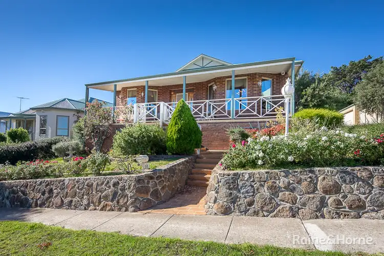 13 The Heights, Sunbury VIC 3429