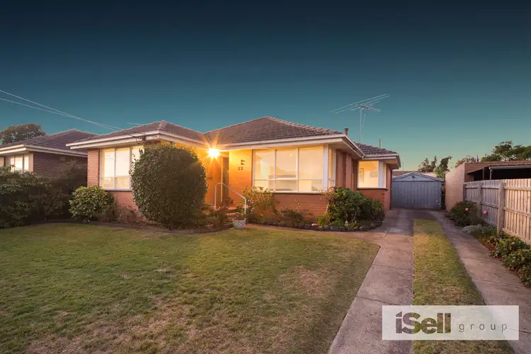 33 Wardale Road, Springvale South VIC 3172