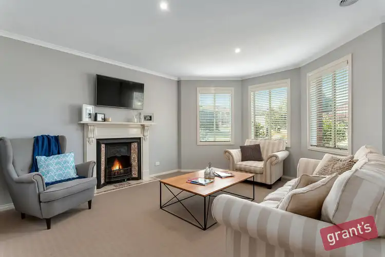 Third view of Homely house listing, 5 Phelan Place, Narre Warren VIC 3805