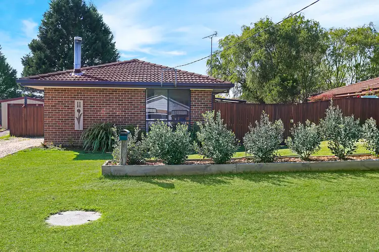 Second view of Homely house listing, 11 Janice Crescent, Moss Vale NSW 2577