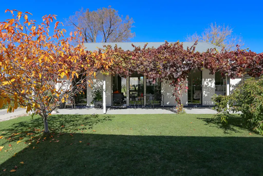 Main view of Homely house listing, 2 Cole Street, Bathurst NSW 2795