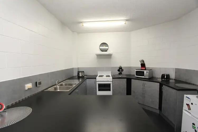 Fourth view of Homely unit listing, 4/16 Old Common Road, Belgian Gardens QLD 4810