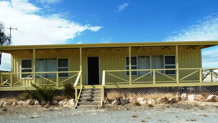 18 Sixth Street, Elliston SA 5670