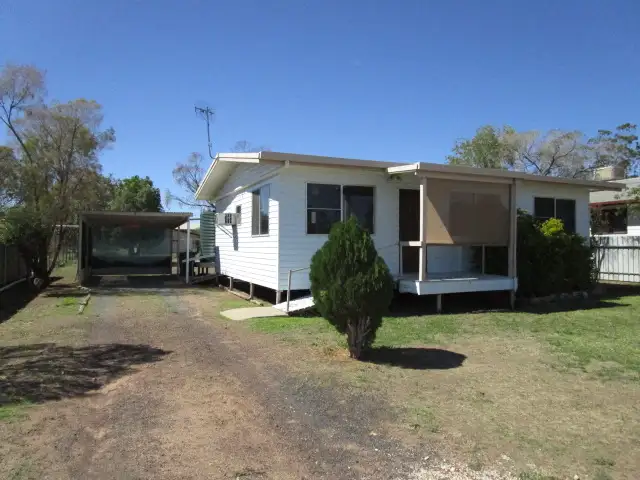 5 BARDEN STREET, Tara QLD 4421