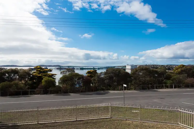 31 GLOUCESTER TERRACE, Port Lincoln SA 5606