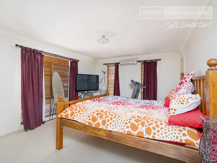 Fifth view of Homely house listing, 19 Yanko Crescent, Bourkelands NSW 2650