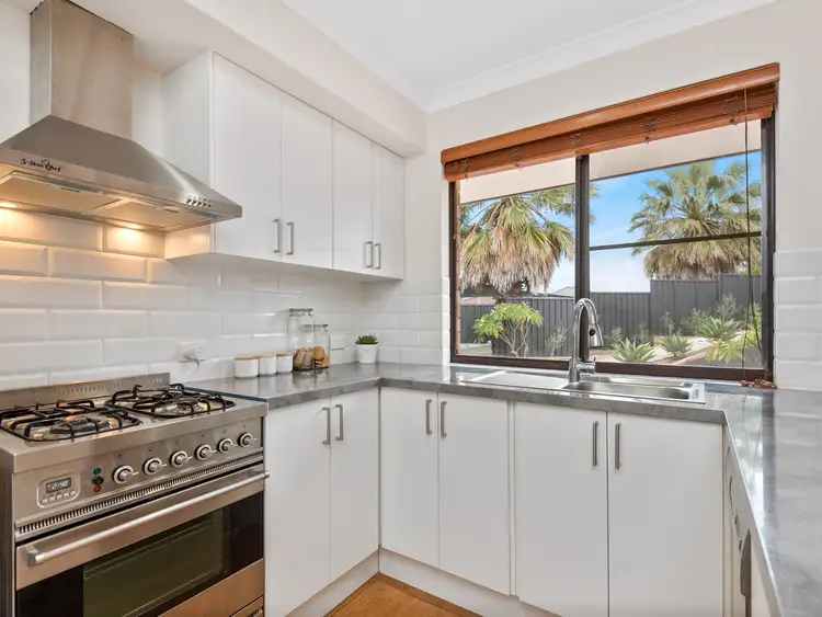 Sixth view of Homely house listing, 8 Nolan Place, Beldon WA 6027