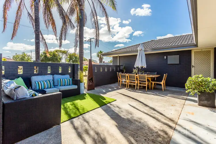 11 Seagate Street, Safety Bay WA 6169