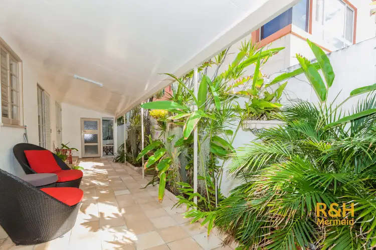 Seventh view of Homely house listing, 6 FRANCIS STREET, Mermaid Beach QLD 4218