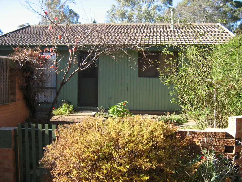 Main view of Homely townhouse listing, 2/17 Mather Street, Weston ACT 2611