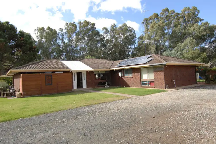 69 COOINDA LANE, Deniliquin NSW 2710