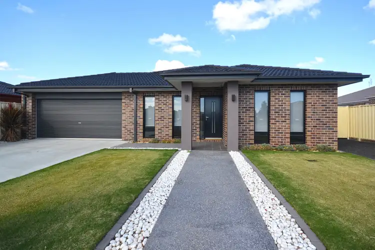 23 Arthur Drive, Horsham VIC 3400
