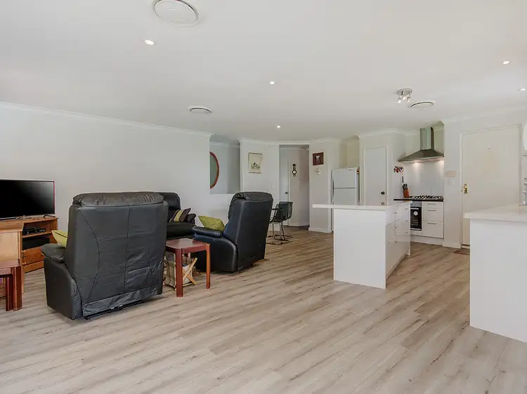 Fifth view of Homely house listing, 8 Union Place, Waikiki WA 6169