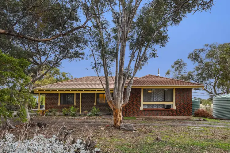 304 Upper Penneys Hill Road, Onkaparinga Hills SA 5163