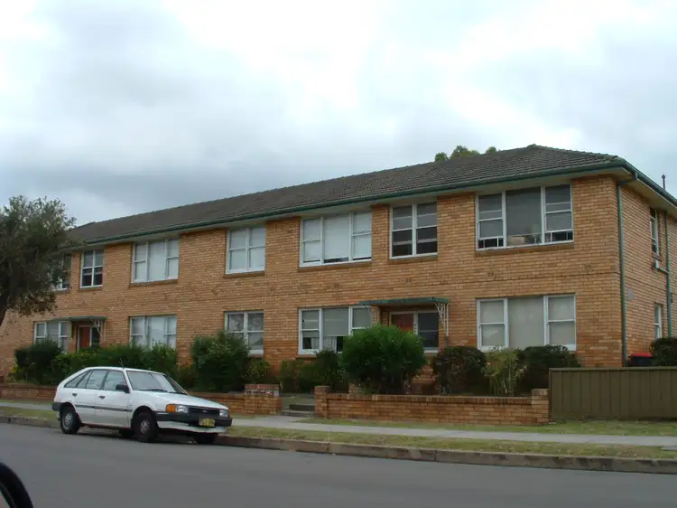 1/29 Mckern St