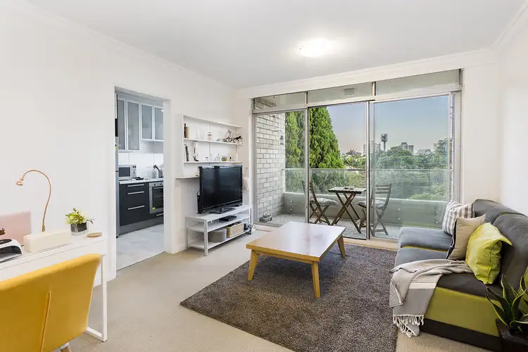 Main view of Homely unit listing, 19/9-13 HAMPDEN AVENUE, Cremorne NSW 2090