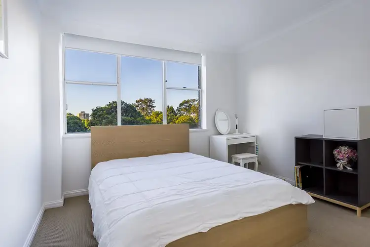 Second view of Homely unit listing, 19/9-13 HAMPDEN AVENUE, Cremorne NSW 2090