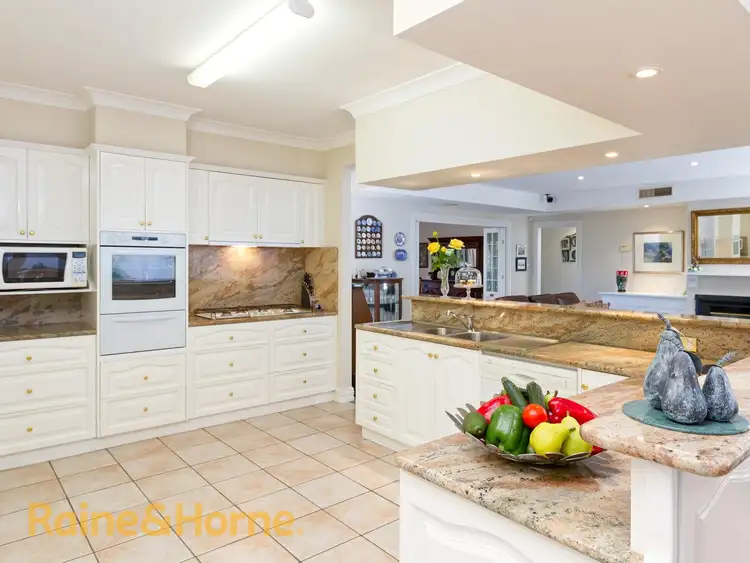 Sixth view of Homely house listing, 4 Gordon Close, Kooringal NSW 2650