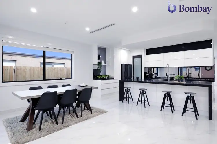 30 Hickory Road, Mickleham VIC 3064