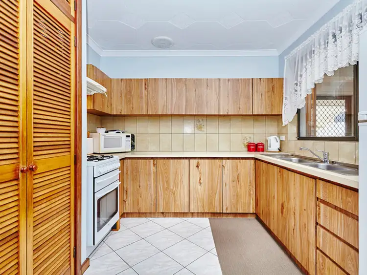 Seventh view of Homely house listing, 152 Phoenix Road, Hamilton Hill WA 6163