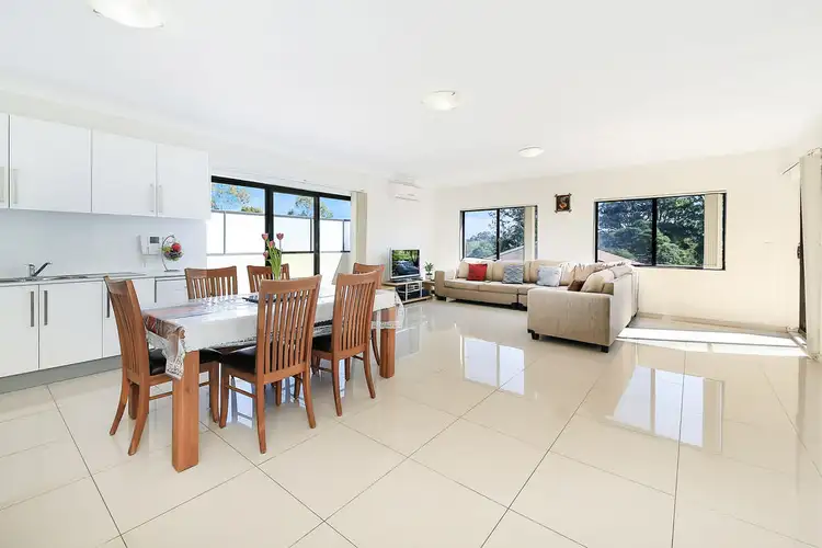 Main view of Homely unit listing, 4/78-80 Barbara BLVD, Seven Hills NSW 2147