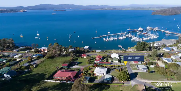 4 Crozier Street, Beauty Point TAS 7270