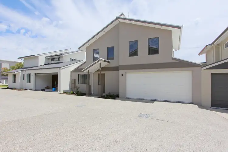 Fifth view of Homely townhouse listing, 1/12 Laurence Road, Innaloo WA 6018
