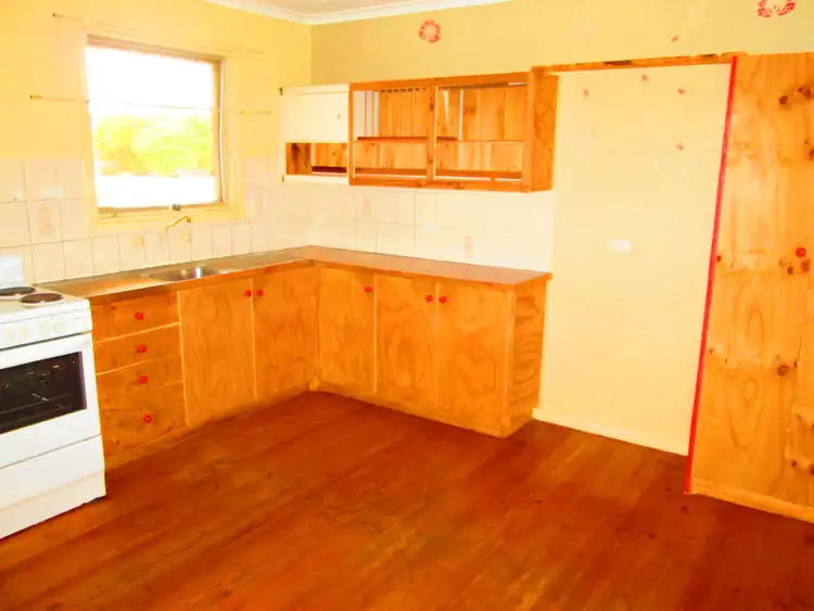 Fourth view of Homely house listing, 5 Finch Road, Murray Bridge SA 5253