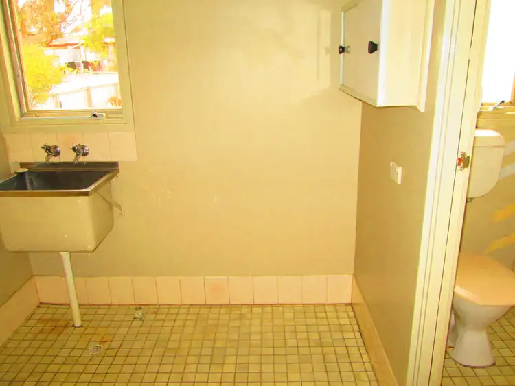 Sixth view of Homely house listing, 5 Finch Road, Murray Bridge SA 5253