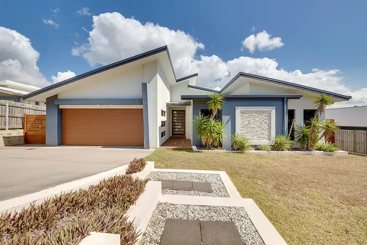 4 Wyara Close, Clinton QLD 4680