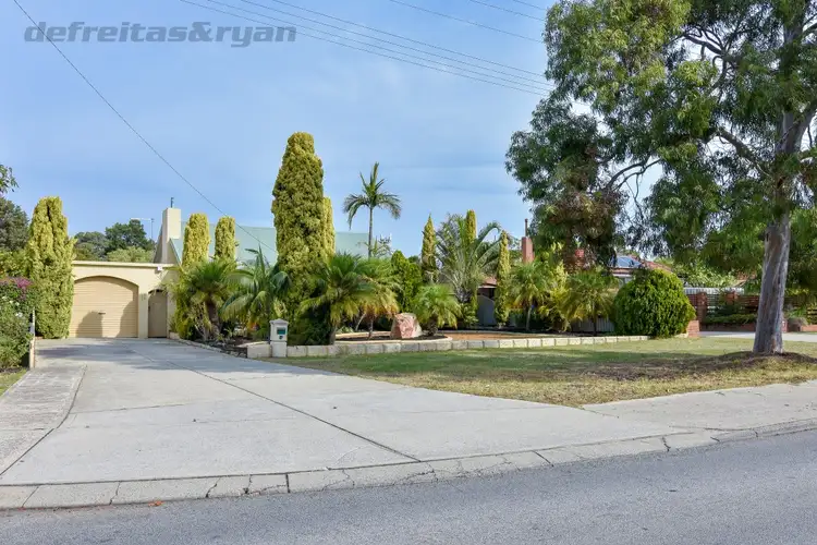 11 Counsel Road, Coolbellup WA 6163