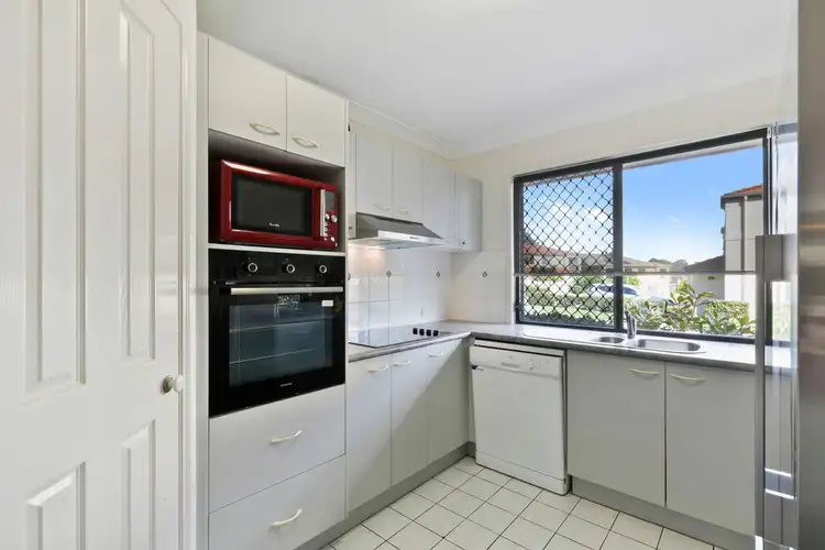 Fifth view of Homely townhouse listing, 4 20 HUNTER STREET, Manly West QLD 4179